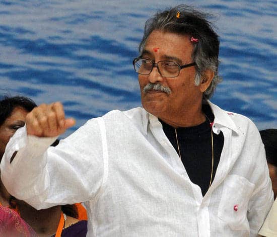 csed-vinod-khanna-play-idealistic-professor-imtihaan