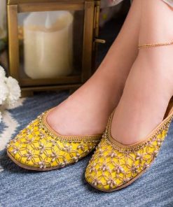 Happy Go Lucky : Juttis